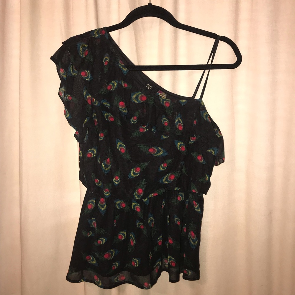 🦚 Peacock Feather Black Top - Forever 21